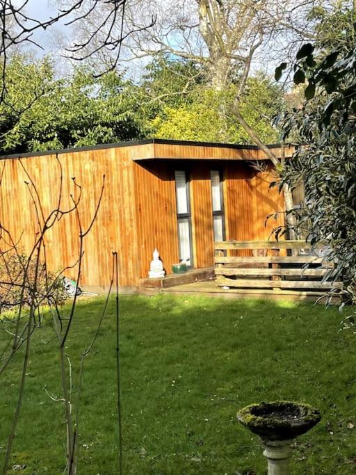 Апартаменты The Cabin, Arkley, Барнет Экстерьер фото